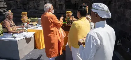 PM मोदी ने प्रम्बानन मंदिर में की पूजा-अर्चना, राष्ट्रपति प्रबोवो के साथ संरक्षण परियोजना का उद्घाटन