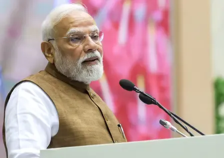 क्या प्रधानमंत्री नरेंद्र मोदी ने विश्व मुक्केबाजी चैंपियनशिप में गोल्ड जीतने वाली मीनाक्षी हुड्डा को बधाई दी?