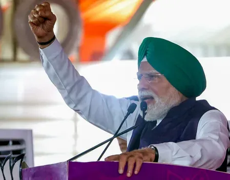 PM मोदी ने एक्स पर साझा किया संस्कृत सुभाषित: 'नि:स्वार्थ कर्म करने वाला ही श्रेष्ठ है'