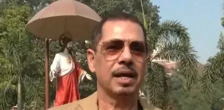 प्रदूषण, बेरोजगारी और महिला सुरक्षा पर पहले और बाद में हो बांग्लादेश पर चर्चा: रॉबर्ट वाड्रा 