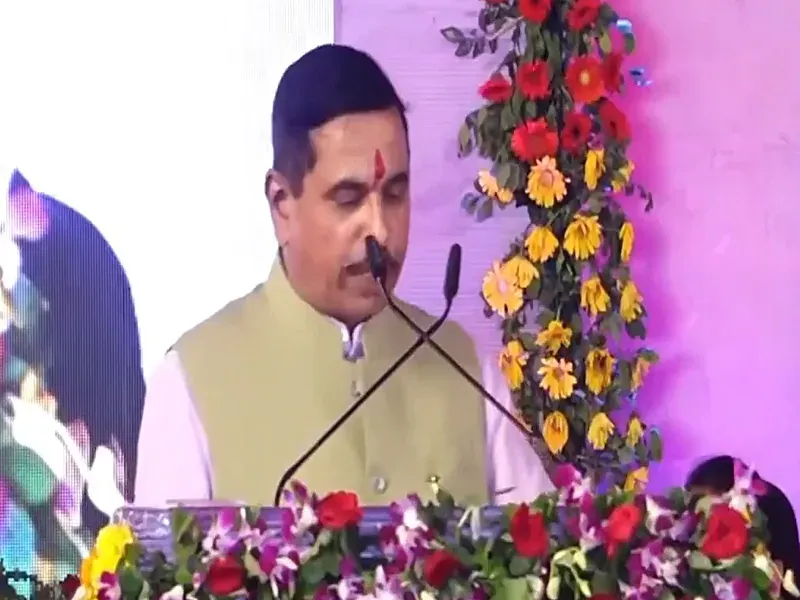 Prahlad Joshi inaugurates 950 MW solar projects in Madhya Pradesh