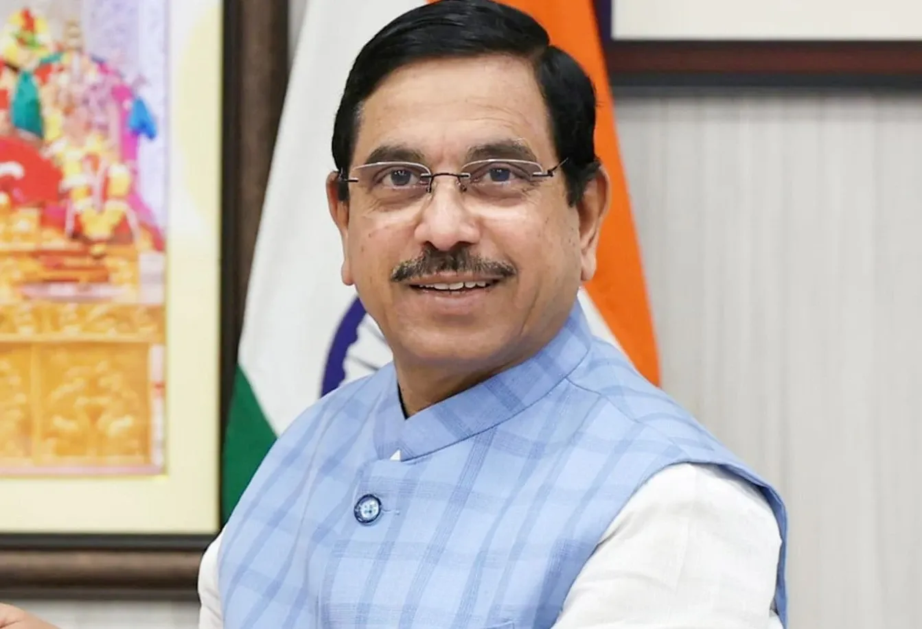 Did Prahlad Joshi Just Call Tejashwi Yadav Irresponsible?