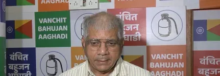 प्रकाश आंबेडकर का राहुल गांधी से आग्रह: अरुणाचल सुरक्षा मुद्दा संसद में उठाएं