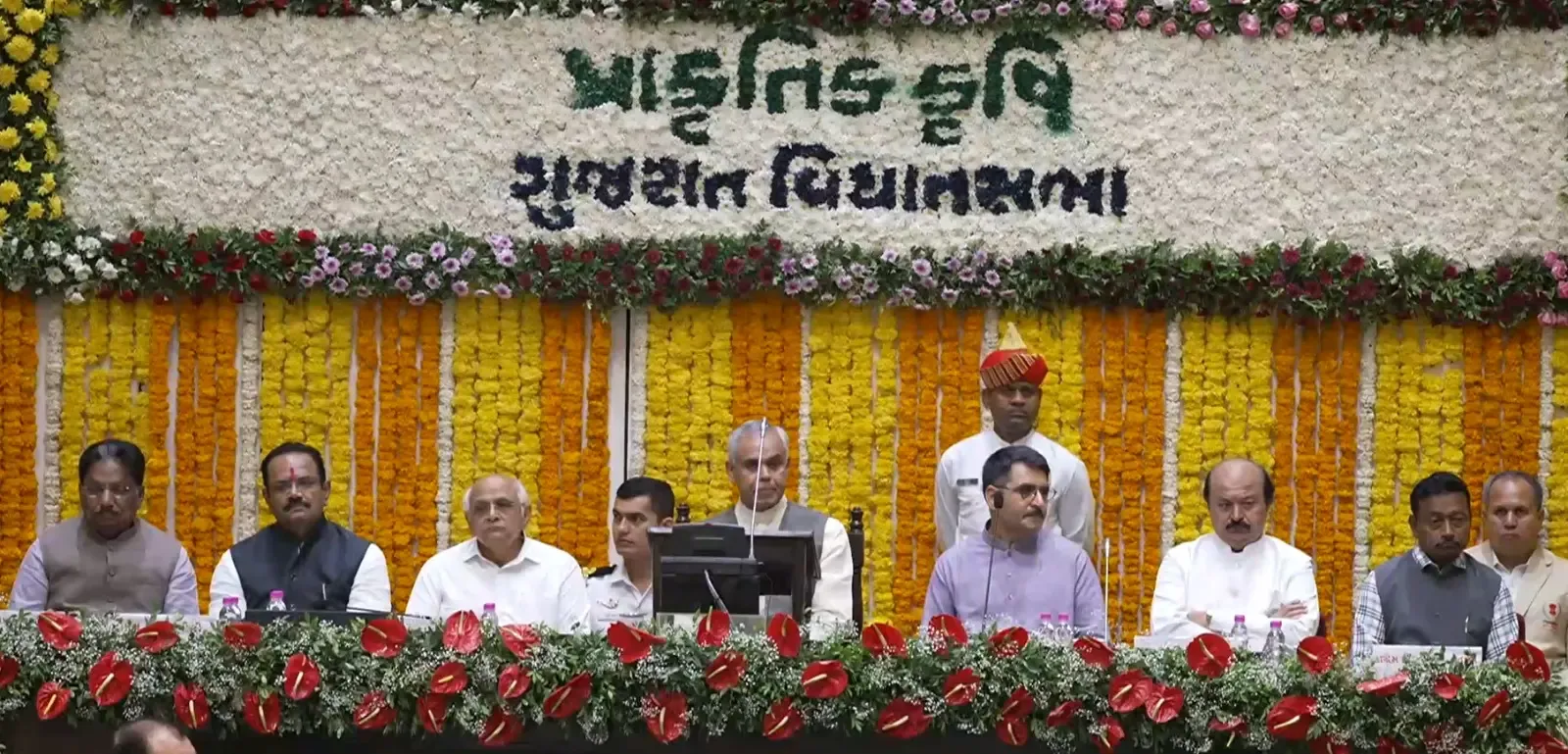 गुजरात में प्राकृतिक खेती का नया अध्याय, राज्यपाल आचार्य देवव्रत ने किया प्रदर्शनी का उद्घाटन