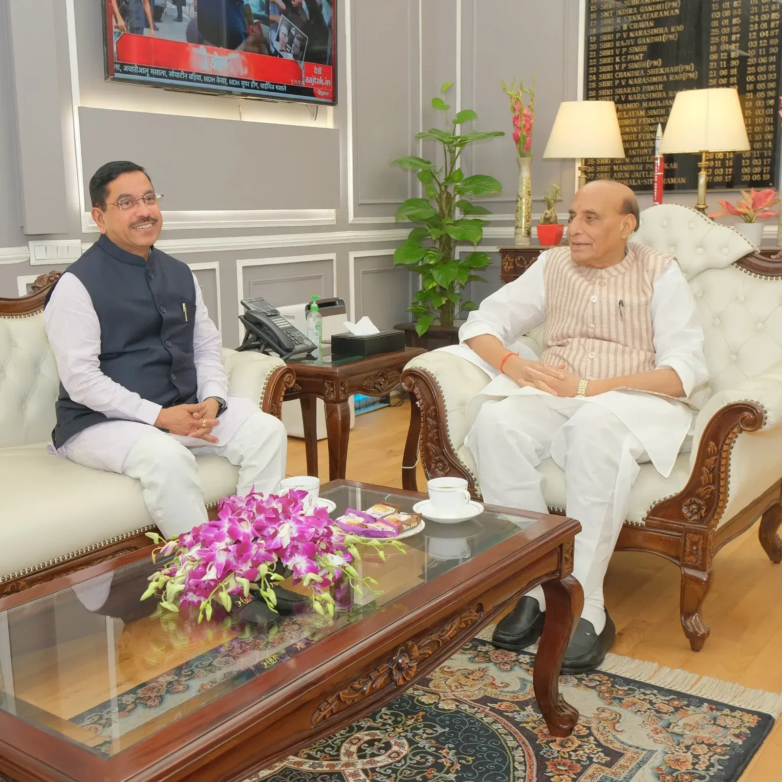 Pralhad Joshi Greets Rajnath Singh on Birthday