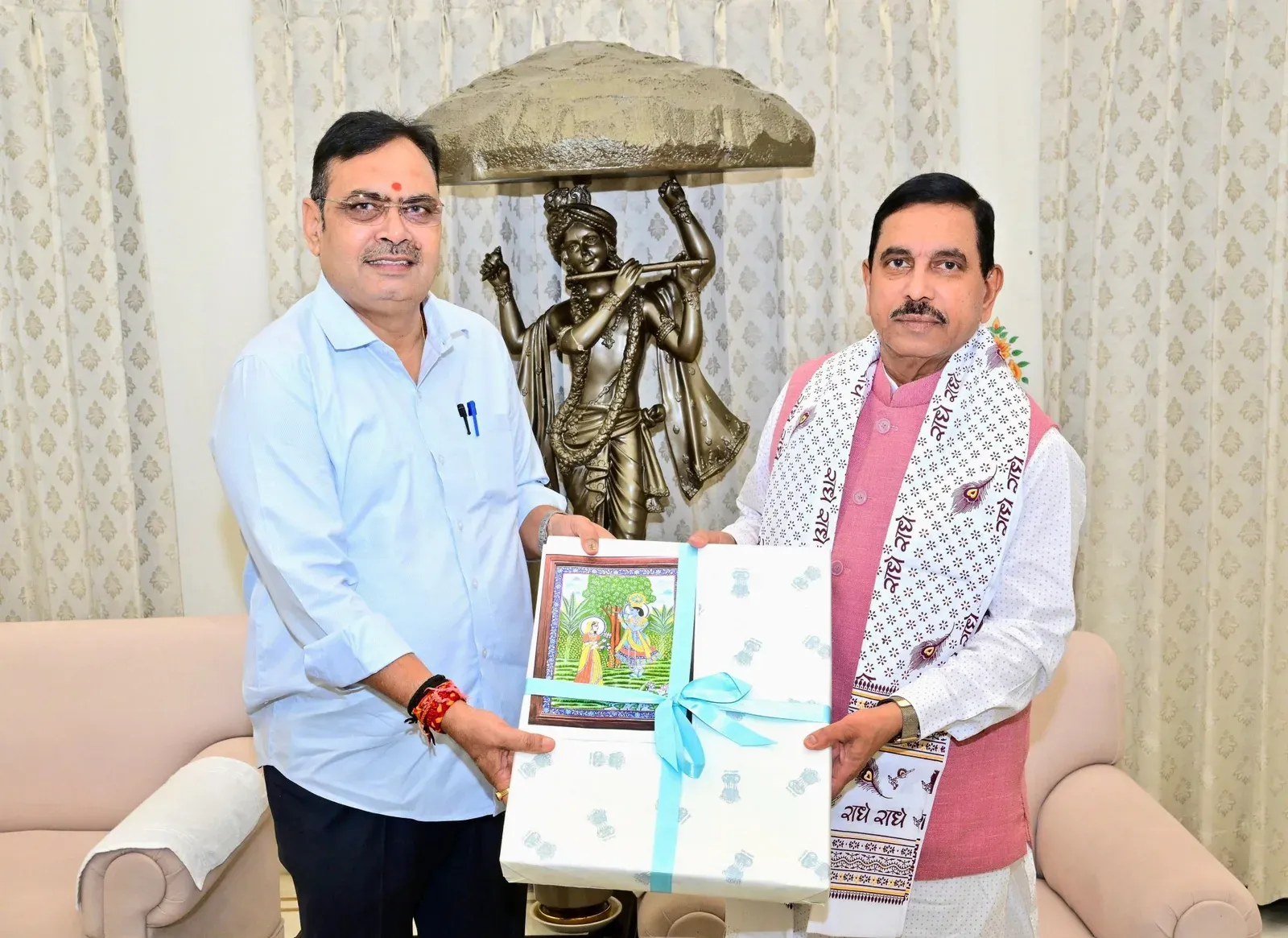 Pralhad Joshi Meets Rajasthan CM on NEP 2020 and Solar Push