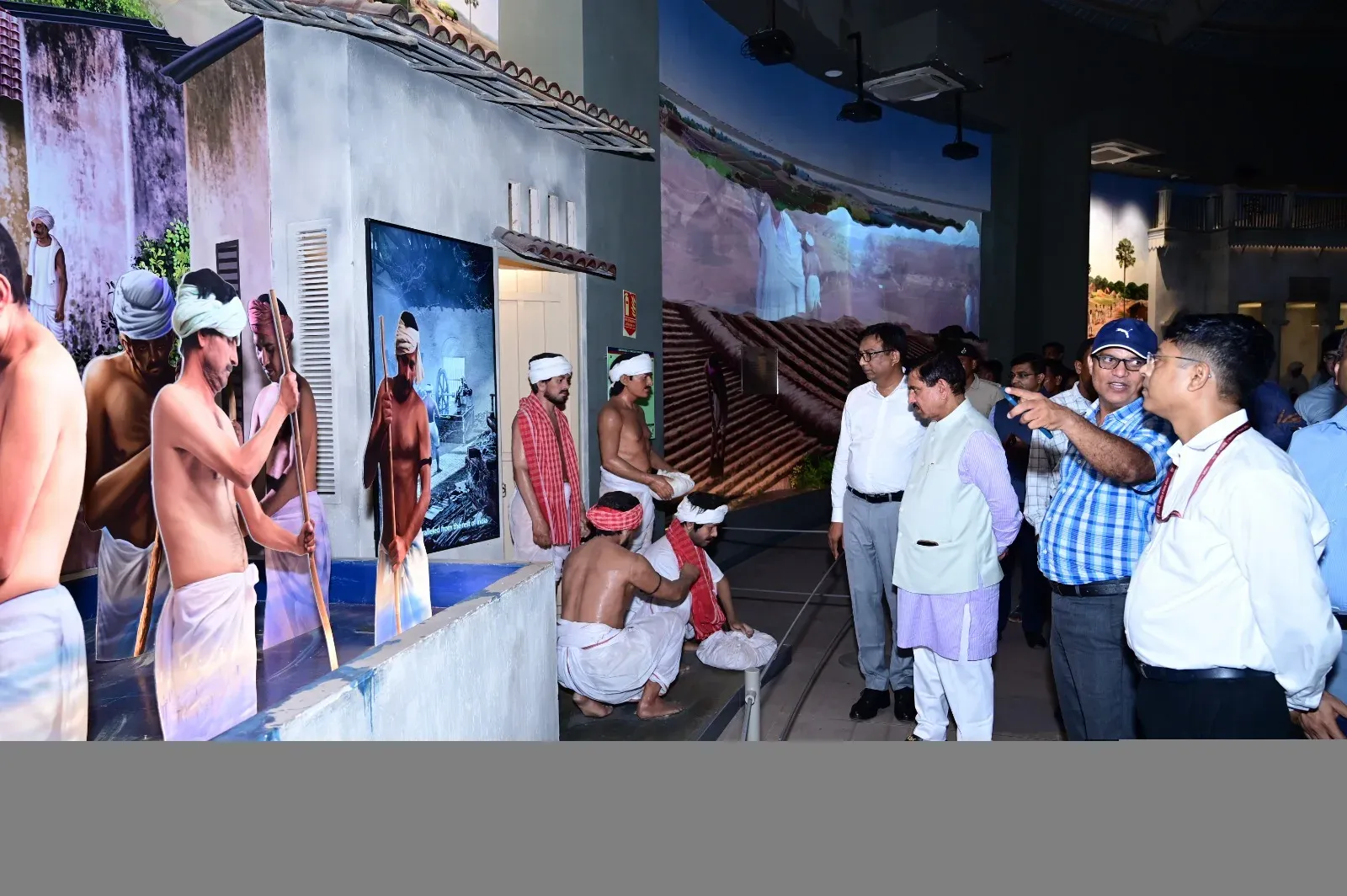 Pralhad Joshi Visits Bapu Tower in Patna