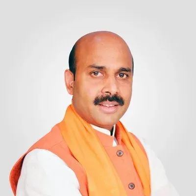 Pralhad Joshi wishes BJP's Harish Dwivedi on birthday
