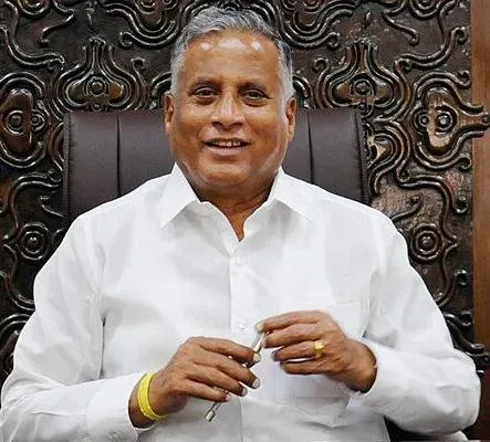 Pralhad Joshi Wishes MP V. Somanna on Birthday