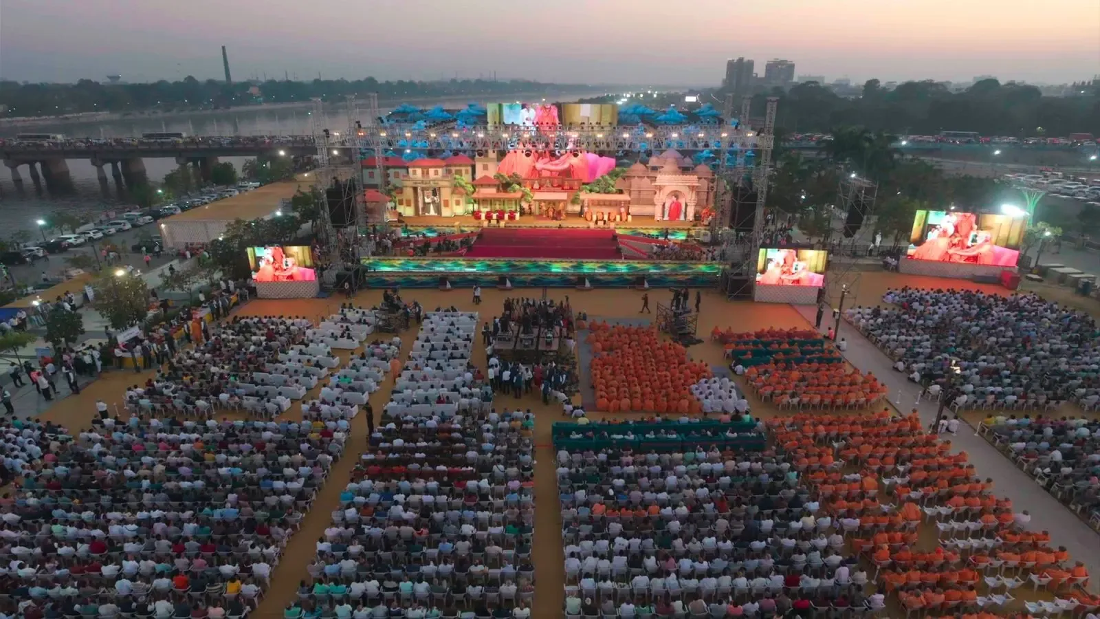 How Did Pramukh Varni Amrut Mahotsav Honor Pramukh Swami Maharaj’s Lifelong Spirit of Seva?