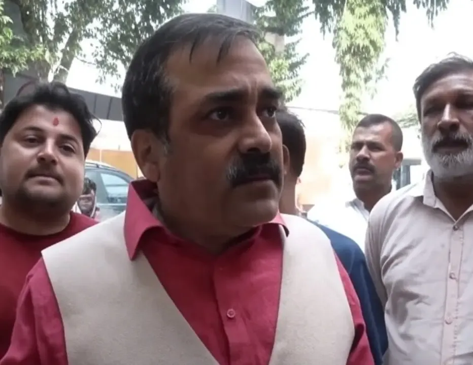 क्या बिहार के लोग काम में विश्वास रखते हैं, दिखावे में नहीं? : जीवेश मिश्रा