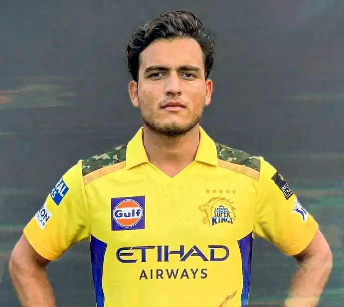 क्या प्रशांत वीर को आईपीएल 2026 की नीलामी में मिली रिकॉर्ड कीमत से अमेठी में जश्न का माहौल है?