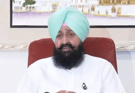प्रताप सिंह बाजवा का आम आदमी पार्टी पर तंज, कहा-अरबों के भ्रष्टाचार में डूबी है आप 