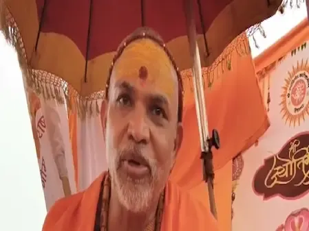 क्या प्रयागराज मेला प्राधिकरण ने स्वामी अविमुक्तेश्वरानंद को नोटिस भेजा? जानें कारण