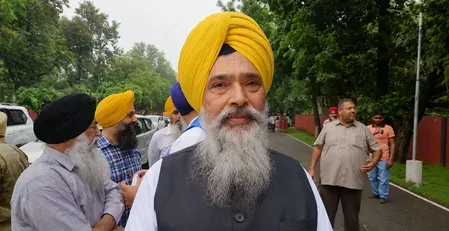 प्रेम सिंह चंदूमाजरा पंजाब के राज्यपाल से मिले, राजोआना की फांसी को उम्रकैद में बदलने की मांग उठाई