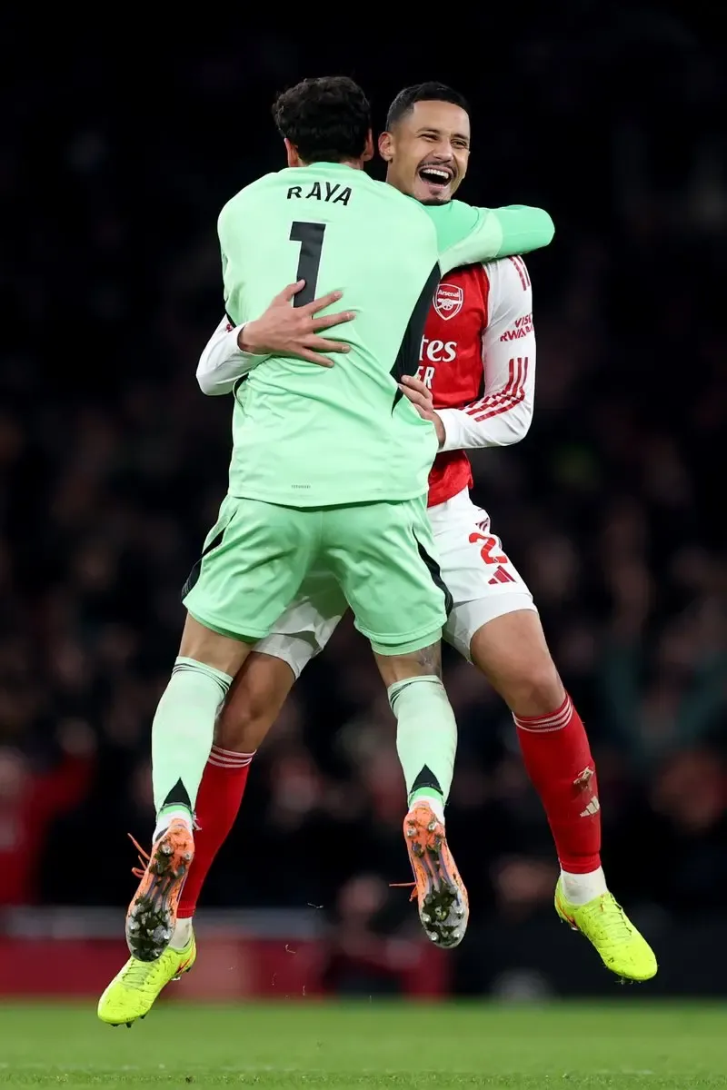 Did Arsenal Thrash Villa to End the Year 5 Points Clear at the Top?