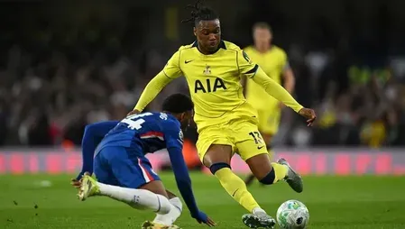 Premier League relegation: Spurs lose 2-1 at Chelsea, final day decider looms