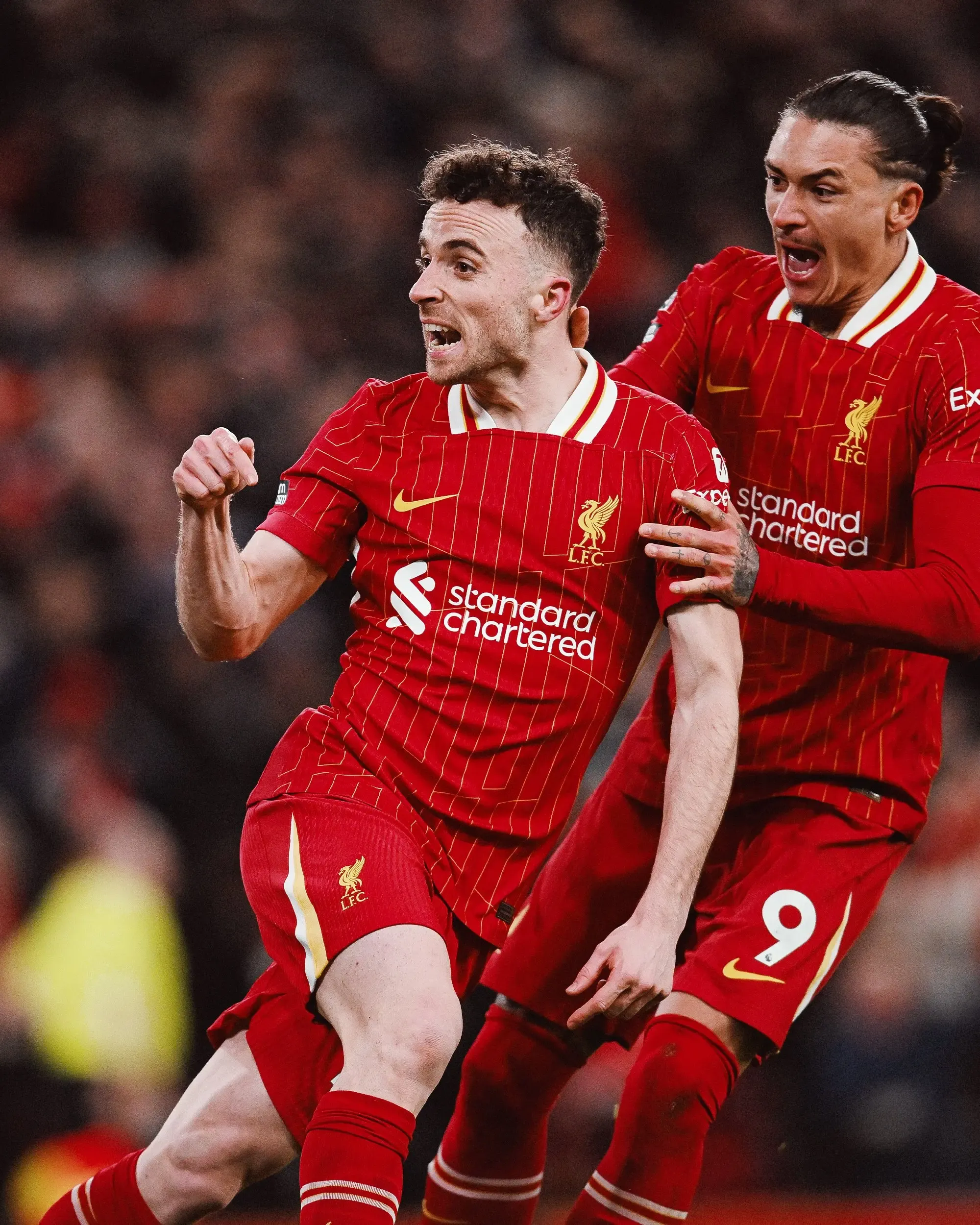 Premier League: Liverpool Fights Back to Secure 2-2 Draw Against Fulham with Ten Men