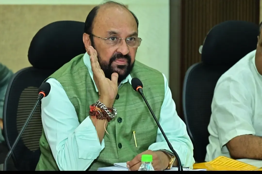 प्रीपेड स्मार्ट मीटर शिकायतें: योगेंद्र उपाध्याय ने कानपुर में एक सप्ताह में निस्तारण का दिया अल्टीमेटम