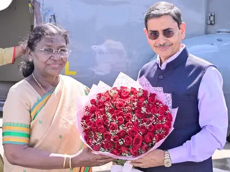 Did President Droupadi Murmu Arrive in Hyderabad for a Winter Retreat?