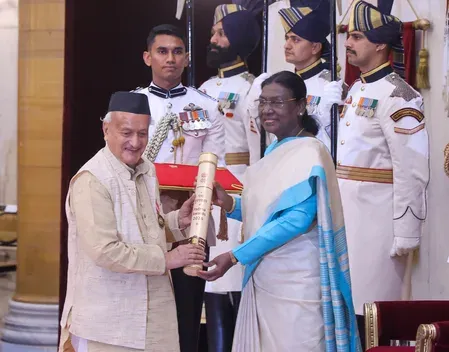 Padma Awards 2025: Droupadi Murmu confers 66 honours at Rashtrapati Bhavan