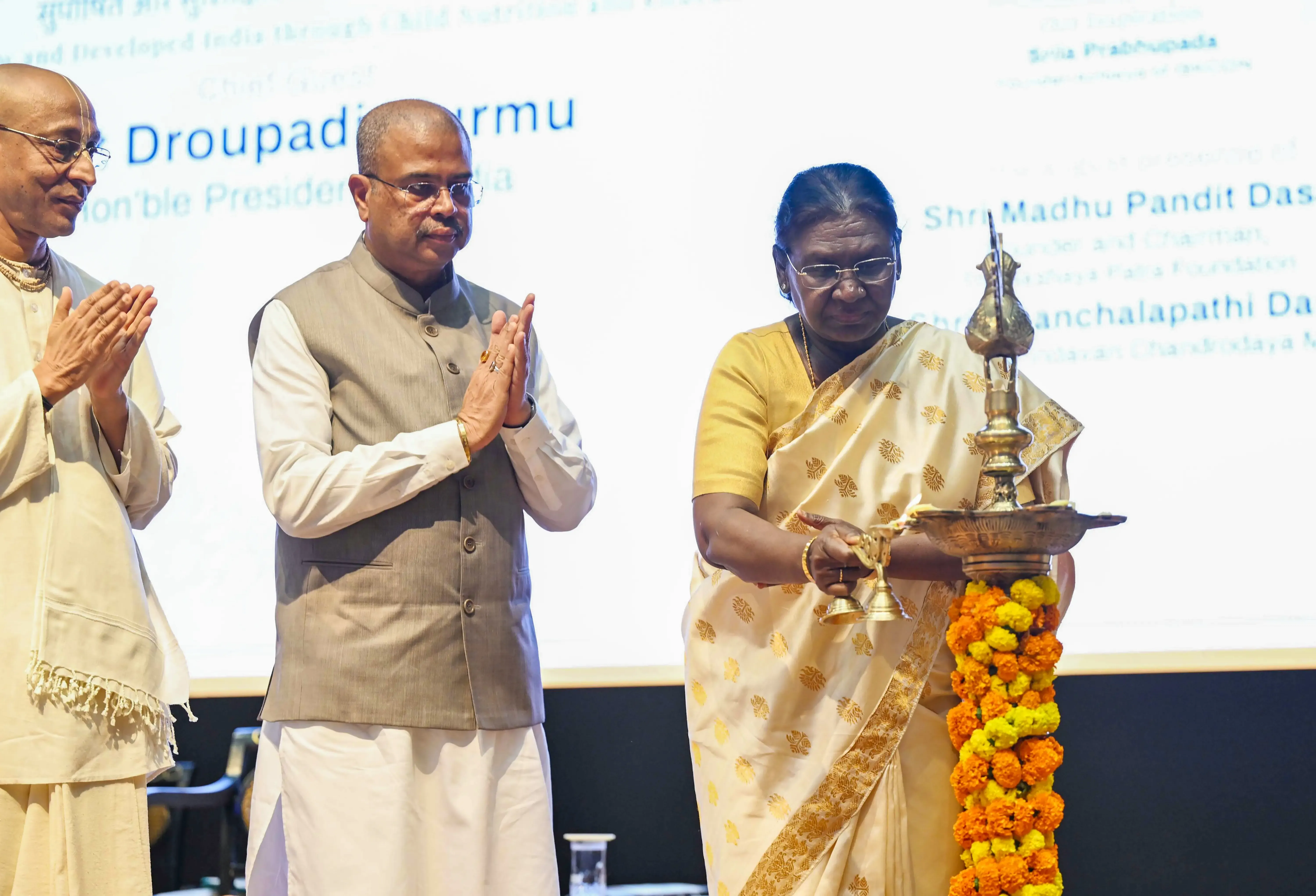 President Murmu Celebrates Akshaya Patra's 5 Billion Meals Milestone