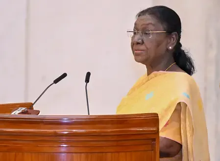 President Murmu extends Vijayadashami greetings, calls for Viksit Bharat resolve
