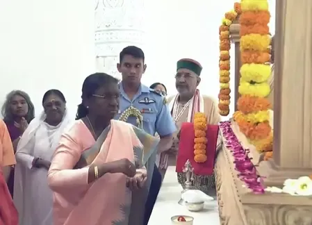 President Murmu Unveils ‘Ram Yantra’ at Ayodhya Temple