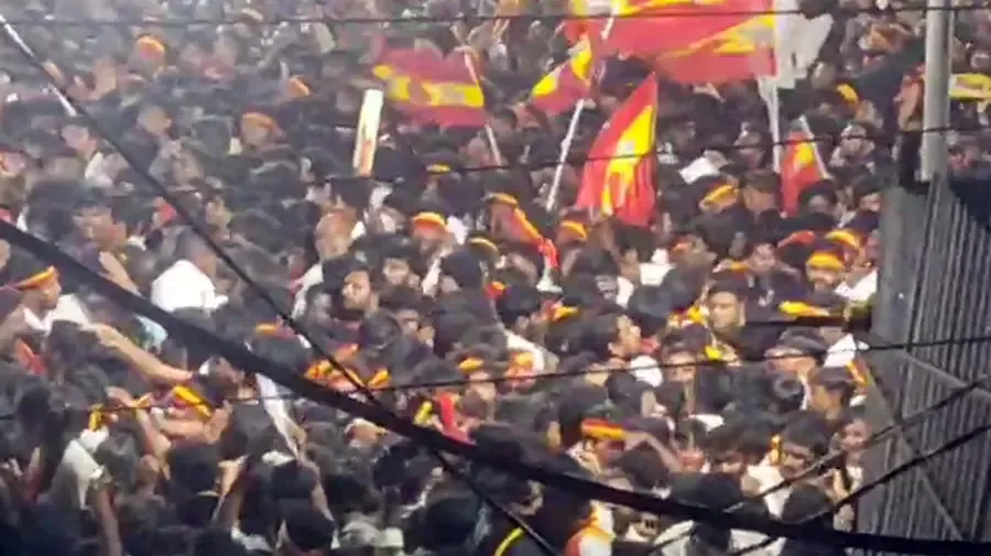 How Did President Murmu and Leaders React to the Tragic Stampede at Vijay’s Rally?