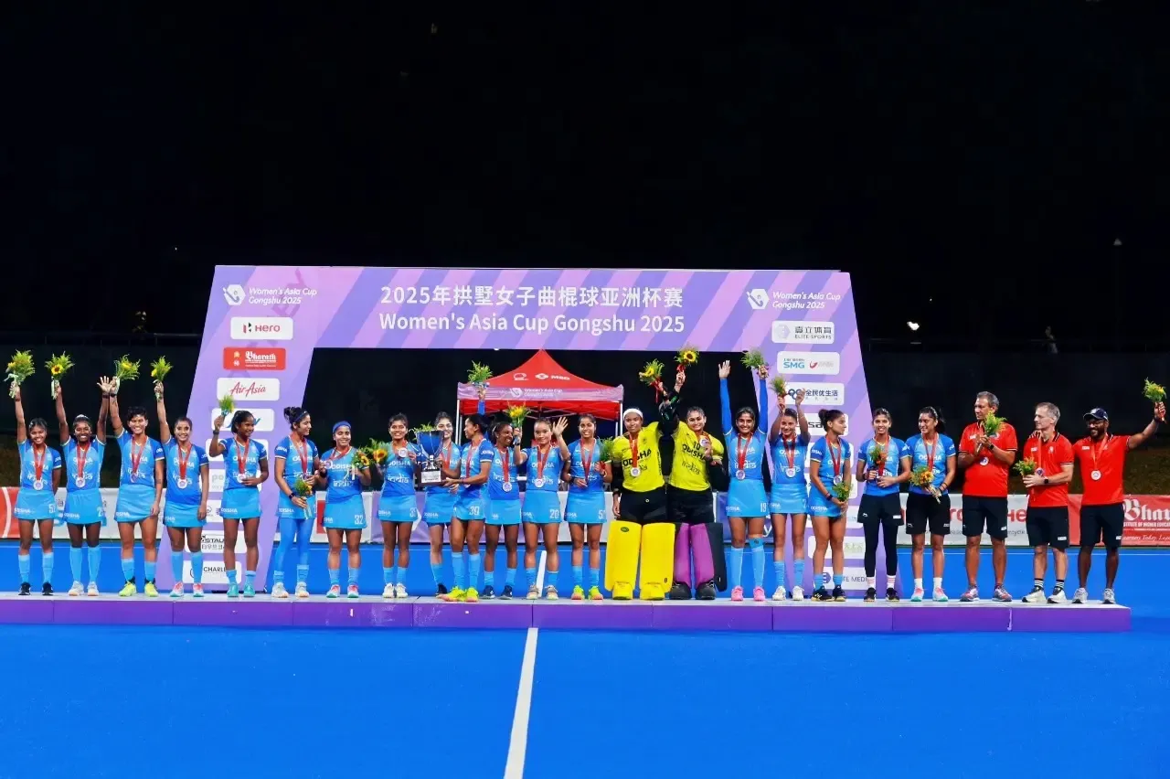 Did Prime Minister Modi Congratulate the Indian Women's Hockey Team for Their Silver Win in the Asia Cup?