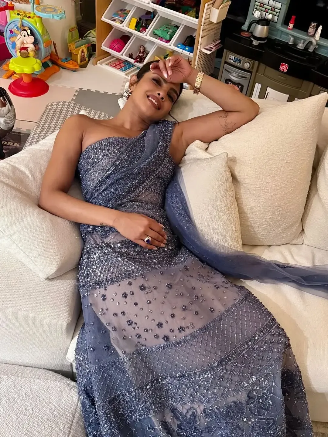 Did Priyanka Chopra Just Thank Nick Jonas for Untying Her Hair Again?