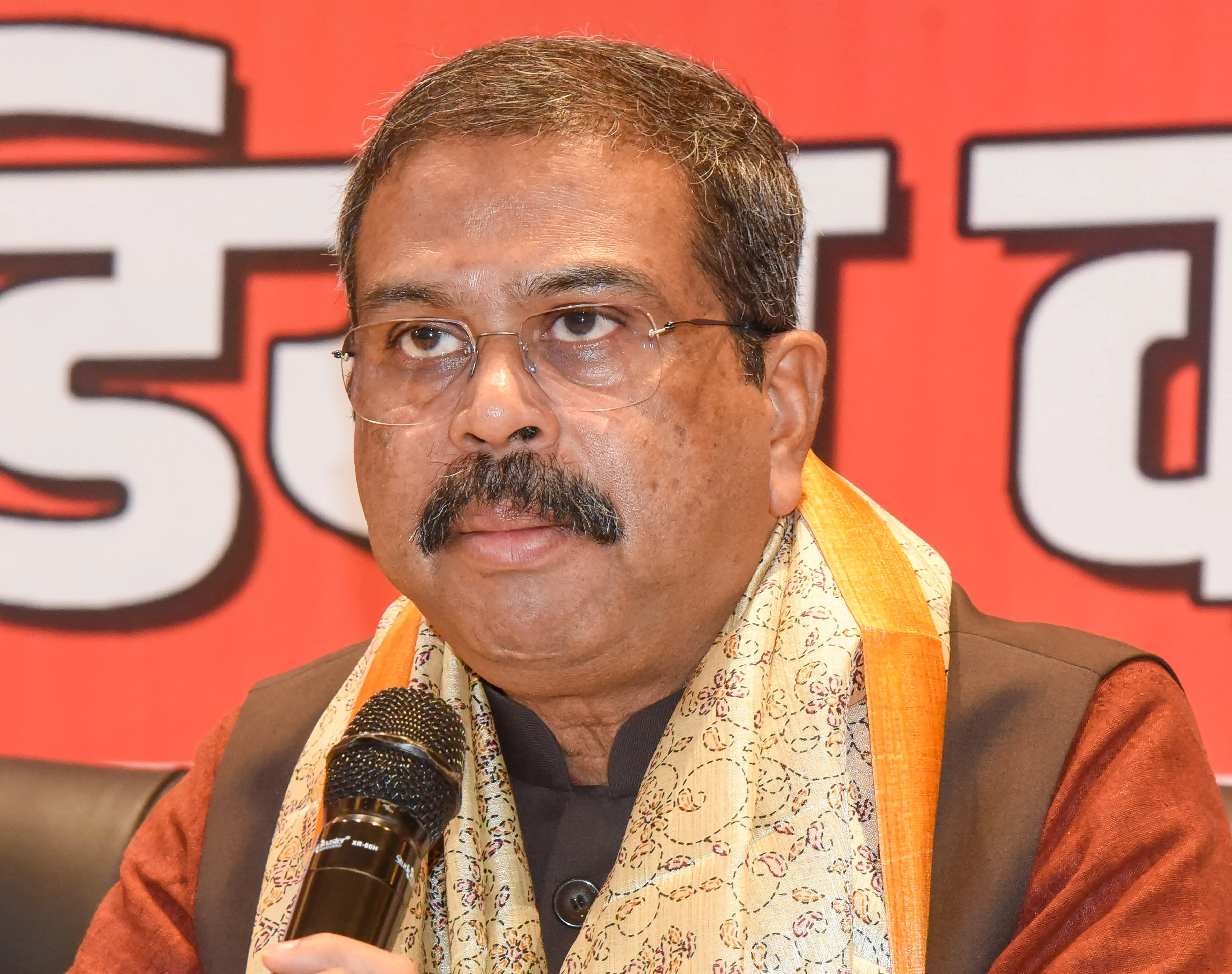 क्या प्रियंका गांधी की 'एनईपी' और 'पीएम श्री स्कूल' पर टिप्पणी अज्ञानता और राजनीतिक अवसरवाद है?