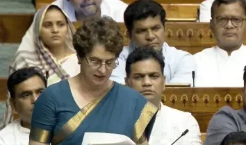 प्रियंका गांधी का लोकसभा में सरकार पर प्रहार: 'छात्रों पर पेलेट गन किसके आदेश पर चली?'