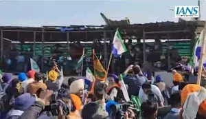 Farmers from Punjab Protest at Shambhu Border, Encounter Tear Gas While Attempting to Overcome Barricades