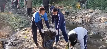 How Proud is PM Modi of Youth's Cleanliness Efforts?