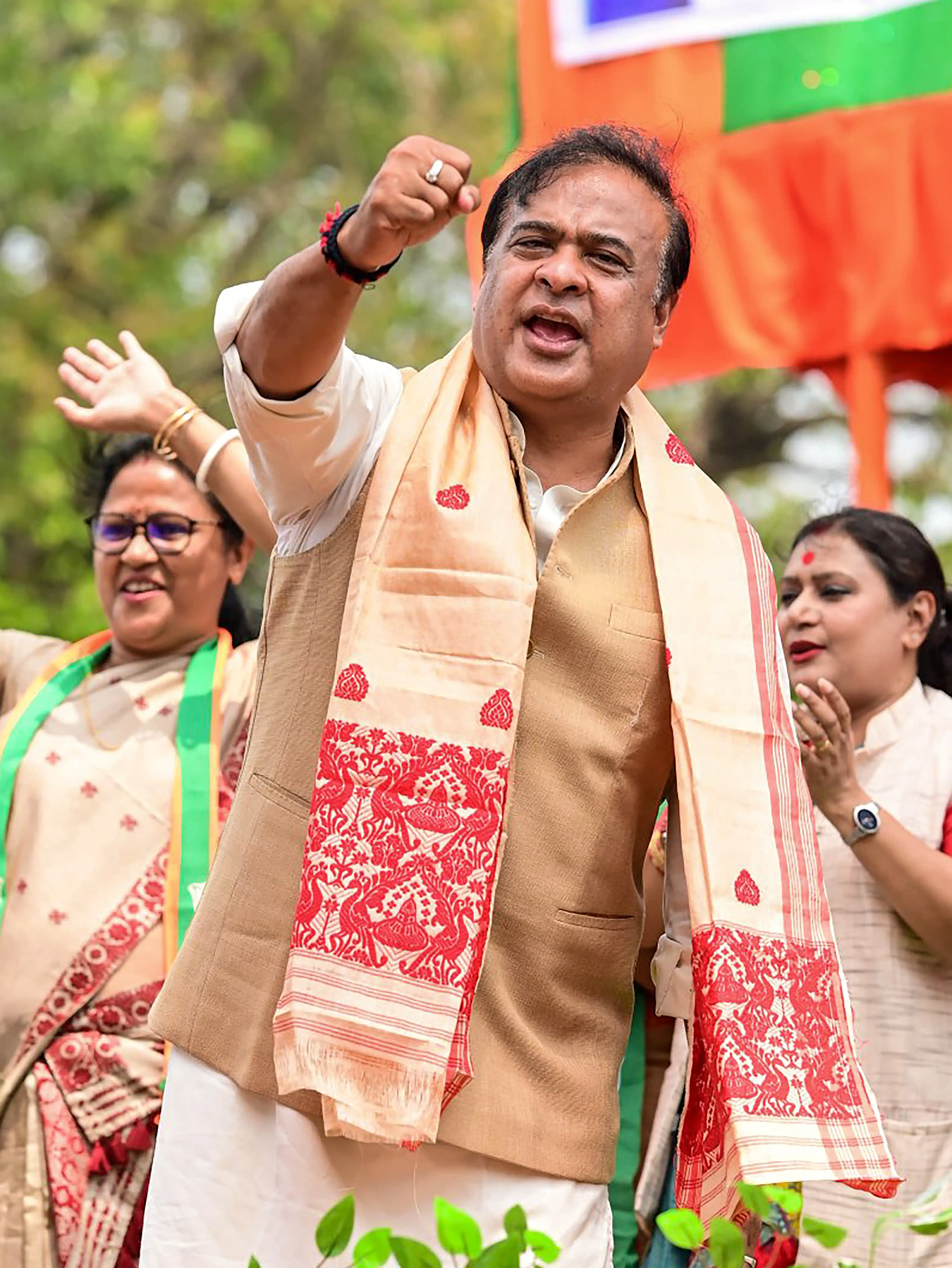 Assam CM Himanta Biswa Sarma Challenges Rahul Gandhi's Corruption Claims