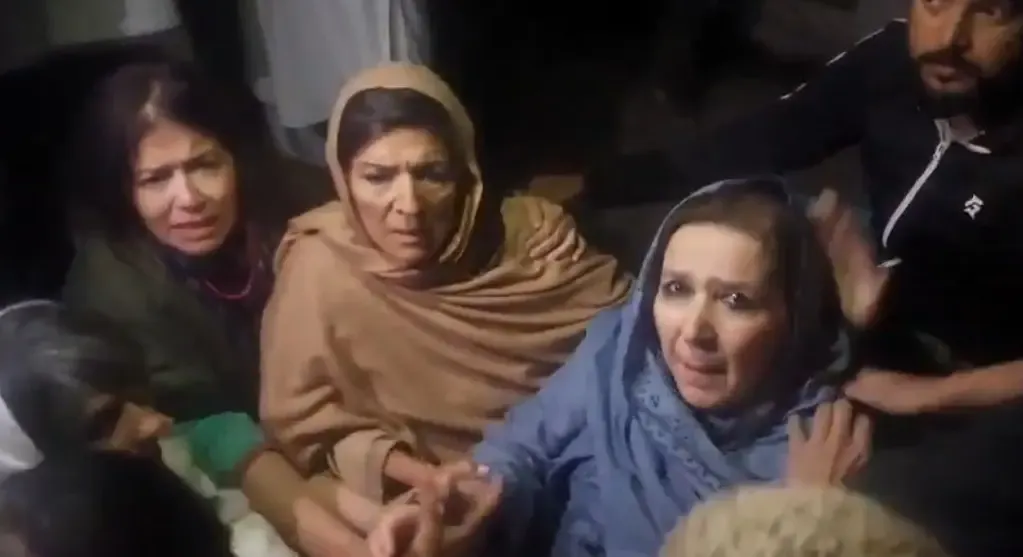 What Happened to Imran Khan's Sisters During Their Visit?