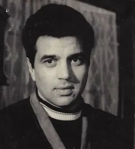 How Did Pulkit Samrat Honor Dharmendra's Legacy?