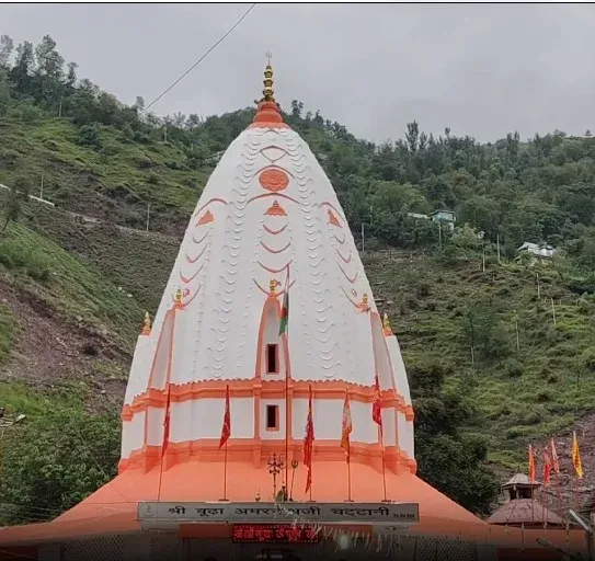पुंछ के बाबा बूढ़ा अमरनाथ मंदिर में श्रावण यात्रा: श्रद्धालुओं की रिकॉर्ड भीड़, बोले — 'भय का माहौल अब नहीं'