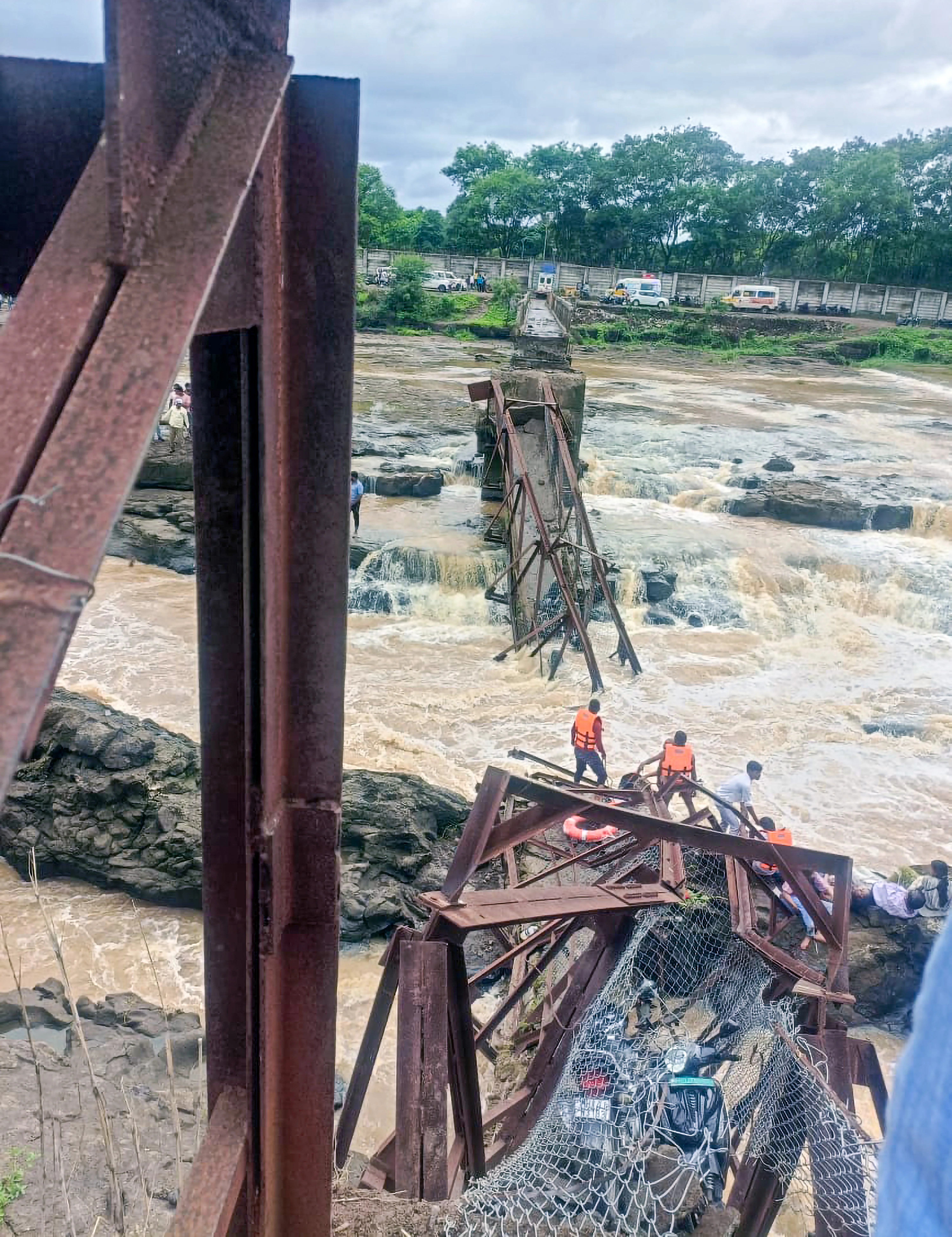 What Actions Will Be Taken After the Pune Bridge Collapse?