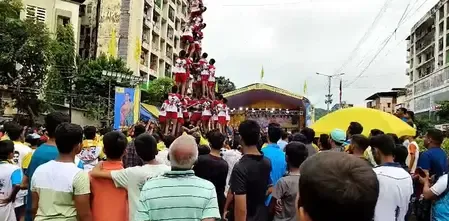 पुणे में दही हंडी उत्सव, जरूरतमंदों को दी जाएगी साइकिल