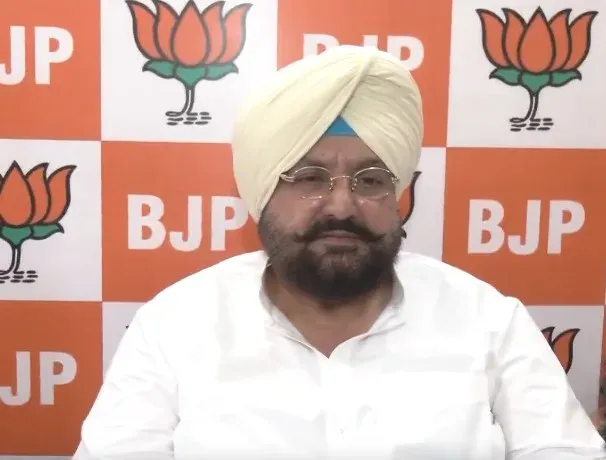 पंजाब 2027 चुनाव: कांग्रेस के टिकट विवाद पर BJP नेता फतेह जंग बाजवा का तीखा हमला