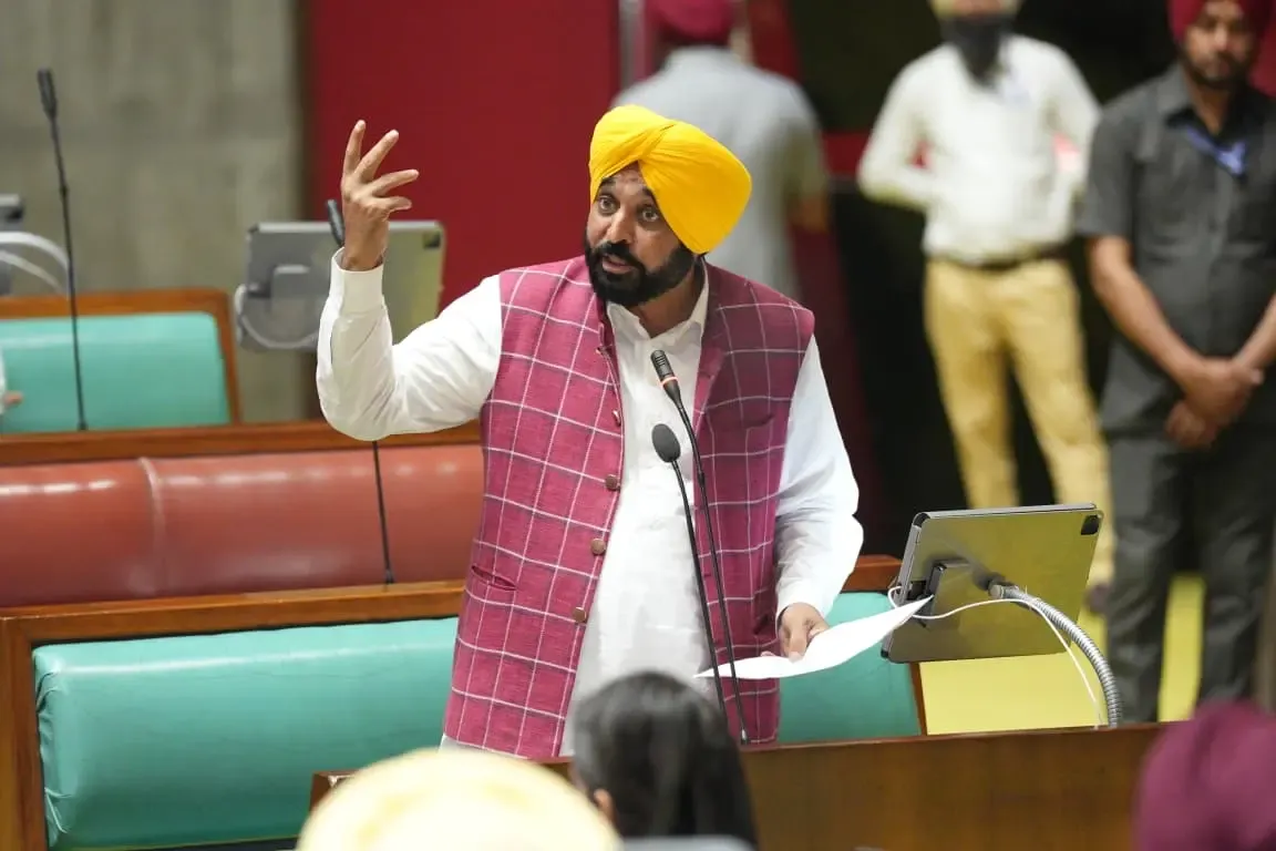 Punjab Chief Minister Mann Ensures No LPG Shortage Amid Gulf Tensions