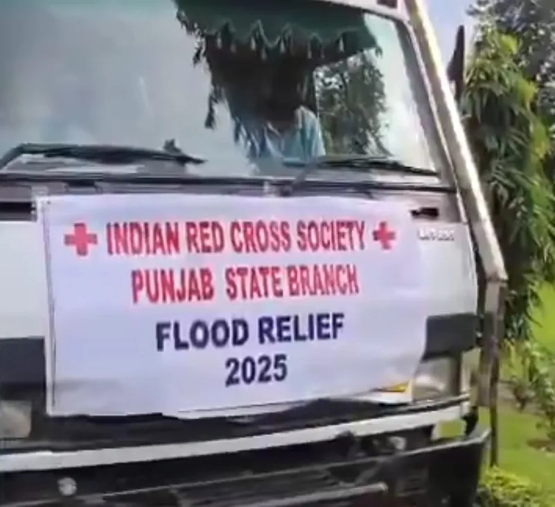 Did Punjab Guv Flag Off Nine Trucks of Relief for Flood-Hit Victims?