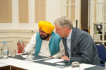 पंजाब के विकास के लिए सीएम भगवंत मान ने नीदरलैंड में तलाशीं साझेदारी की संभावनाएं, हॉकी खिलाड़ी फ्लोरिस जान बोवेलैंडर से मुलाकात 