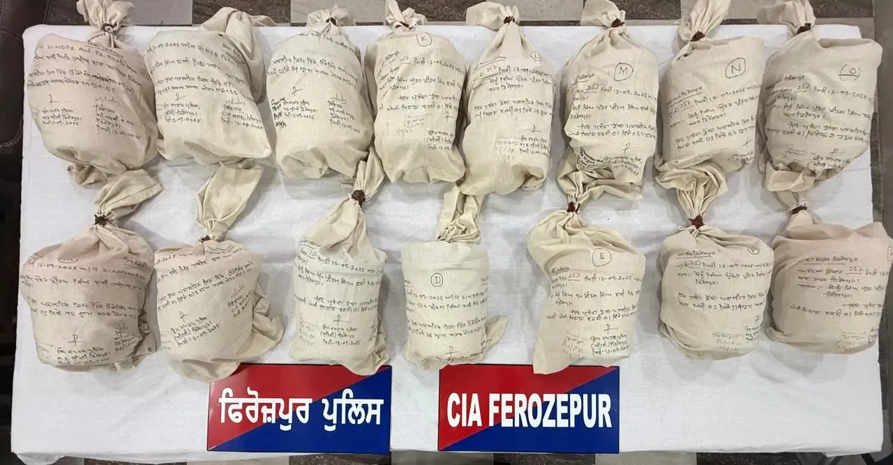 How did Punjab Police dismantle a cross-border smuggling operation and seize 15.7 kg of heroin?
