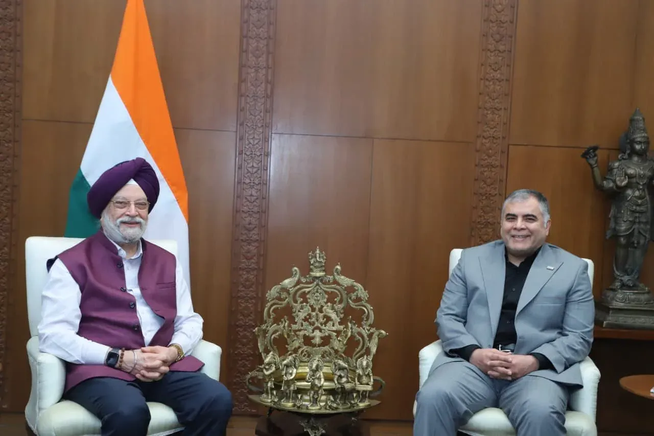 Puri Meets Iran Petroleum Minister at BRICS Energy Talks