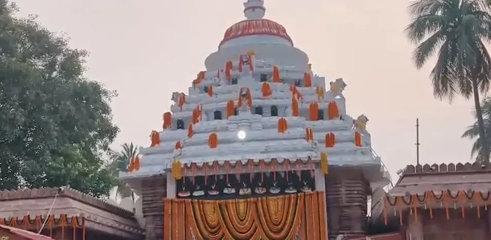 श्री गुंडिचा मंदिर के द्वार खुले: पुरी में भगवान जगन्नाथ के जन्मस्थान पर उमड़े भक्त