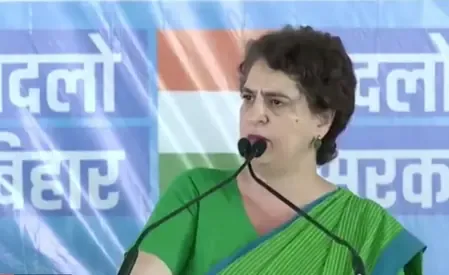 पूर्णिया में बोलीं प्रियंका गांधी वाड्रा- अधिकार मांगने वालों को पिटवाती है सरकार