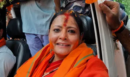 ‘पुष्पा झुकेगा नहीं’ बयान पर अग्निमित्रा पॉल का तंज, पूछा- 'कहां छिपे हैं जहांगीर खान'